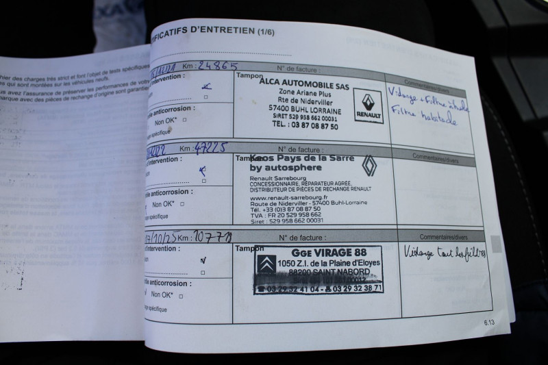 Photo 15 de l'offre de RENAULT MEGANE IV BLUE DCI 115 CV BUSINESS GPS 3D I-COKPIT AUDIO USB FULL LED BLUETOOTH RÃGULATEUR à 14990€ chez Bougel transactions