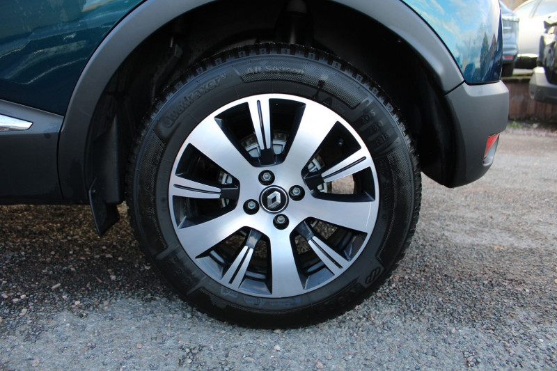 Photo 8 de l'offre de RENAULT CAPTUR II TCE 90 CV ENERGY BUSINESS GPS CAMERA CLIM AUTO REGULATEUR à 11500€ chez Bougel transactions