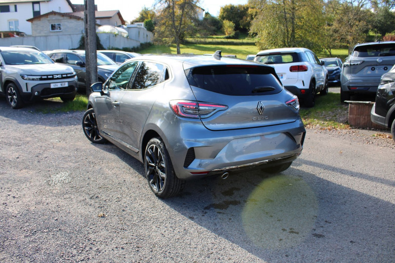Photo 3 de l'offre de RENAULT CLIO VI TECHNO TCE 90 CV GPS 3D CAMÃRA USB JA 16 I-COKPIT FULL LED BLUETOOTH RÃGULATEUR à 19990€ chez Bougel transactions