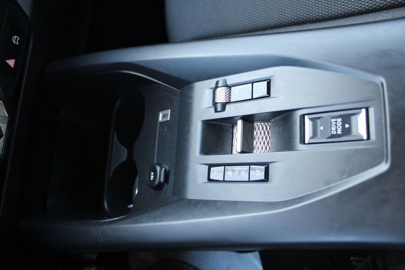 Photo 10 de l'offre de DS DS 4 CROSSBACK III BLUE HDI 130 CV BASTILLE GPS CARPLAY I-COKPIT RE JA 17 FULL LED BOITE AUTO EAT-8 à 22900€ chez Bougel transactions