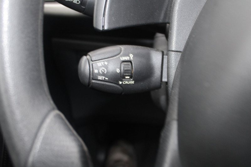 Photo 11 de l'offre de CITROEN C3 II 1.4 E-HDI70 CONFORT BMP5 à 8990€ chez Bougel transactions