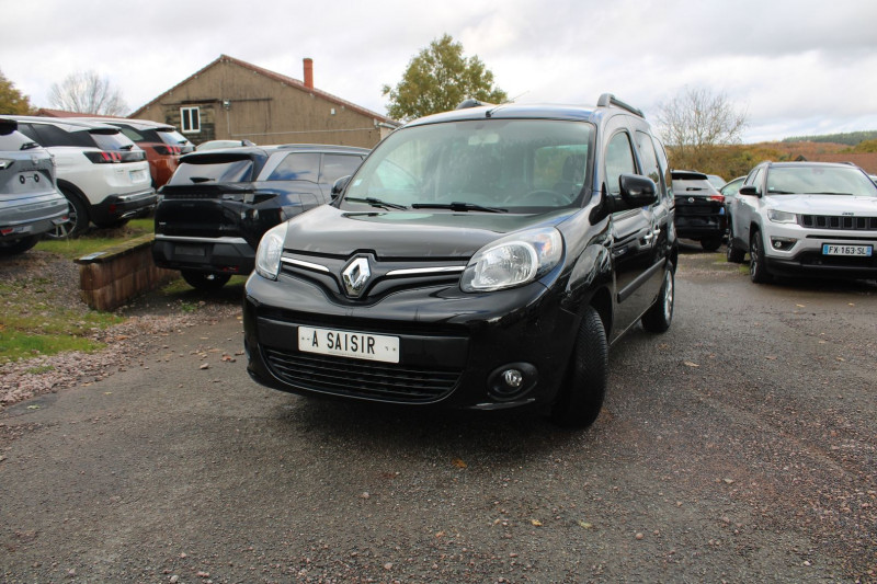 Photo 4 de l'offre de RENAULT KANGOO III 1L2 TCE 115 CV LIMITED FAMILY CLIM ABS RÃGULATEUR BLUETOOTH AUDIO MP3  BOITE 6V à 12500€ chez Bougel transactions
