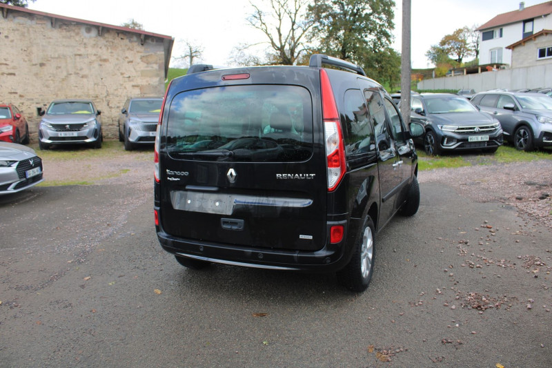 Photo 2 de l'offre de RENAULT KANGOO III 1L2 TCE 115 CV LIMITED FAMILY CLIM ABS RÃGULATEUR BLUETOOTH AUDIO MP3  BOITE 6V à 12500€ chez Bougel transactions
