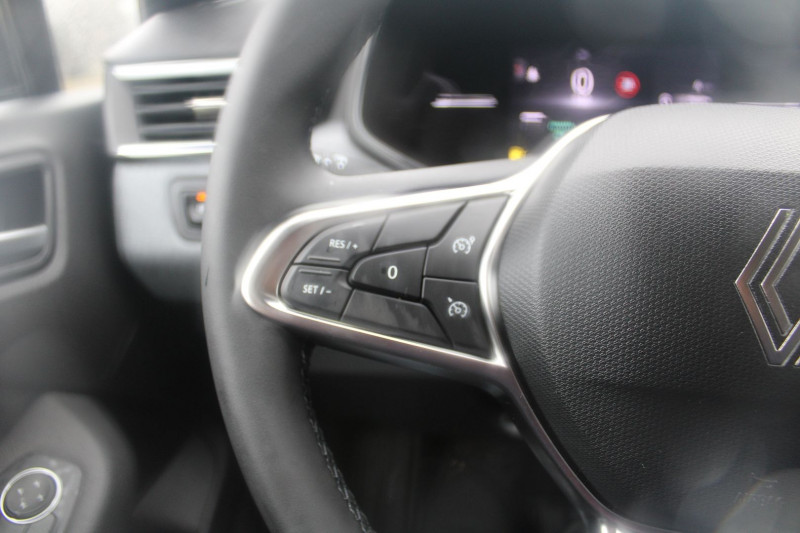 Photo 13 de l'offre de RENAULT CLIO VI EVOLUTION DIESEL BLUEDCI 100 CV BOITE 6V CAMÃRA USB GPS LINK BLUETOOTH FULL LEDS à 20900€ chez Bougel transactions