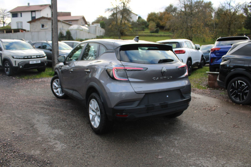 Photo 3 de l'offre de RENAULT CAPTUR 5 EVOLUTION TCE 1L TURBO BOITE 6V CAMÃRA GRAND ÃCRAN USB-C LINK CLIMAT ABS BICOLOR à 21500€ chez Bougel transactions