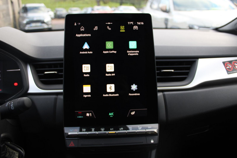 Photo 11 de l'offre de RENAULT CAPTUR 5 EVOLUTION TCE 1L TURBO BOITE 6V CAMÃRA GRAND ÃCRAN USB-C LINK CLIMAT ABS BICOLOR à 21500€ chez Bougel transactions