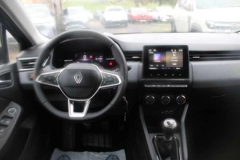 Photo 9 de l'offre de RENAULT CLIO VI EVOLUTION DIESEL BLUEDCI 100 CV BOITE 6V CAMÃRA USB GPS LINK BLUETOOTH FULL LEDS à 20900€ chez Bougel transactions