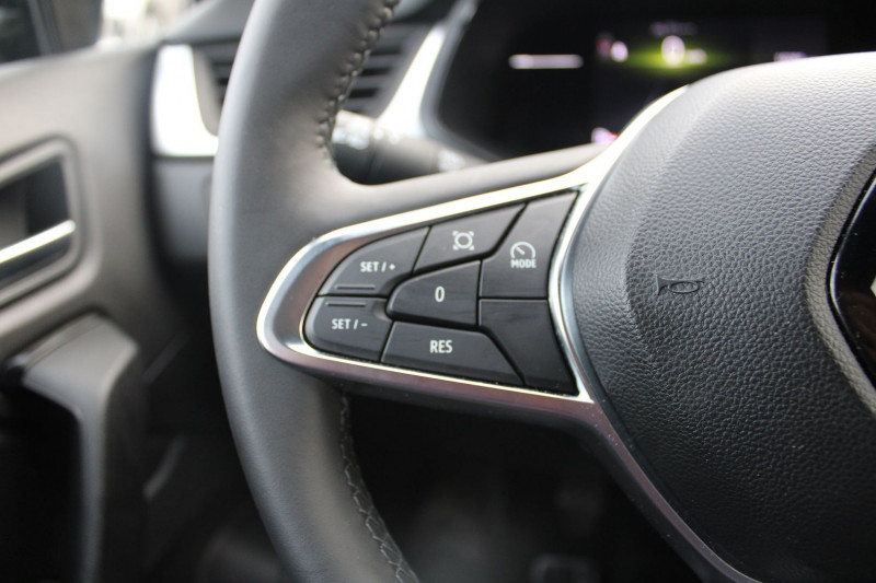 Photo 10 de l'offre de RENAULT CAPTUR 5 EVOLUTION TCE 1L TURBO BOITE 6V CAMÃRA GRAND ÃCRAN USB-C LINK CLIMAT ABS BICOLOR à 21500€ chez Bougel transactions