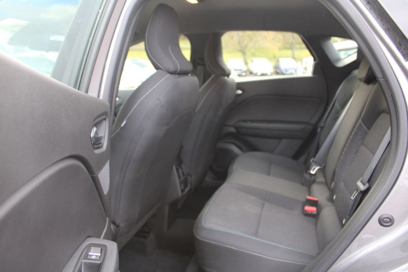 Photo 8 de l'offre de RENAULT CAPTUR 5 EVOLUTION TCE 1L TURBO BOITE 6V CAMÃRA GRAND ÃCRAN USB-C LINK CLIMAT ABS BICOLOR à 21500€ chez Bougel transactions