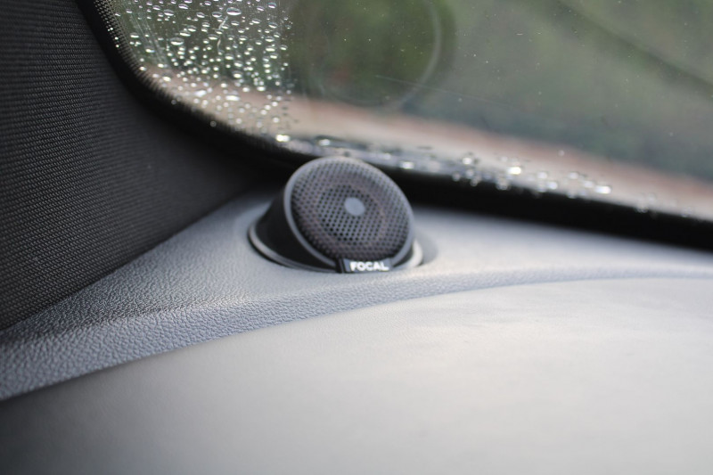 Photo 16 de l'offre de ALPINE A110 SPORT 1L8 TURBO 252 BOITE AUTO +PALETTE GPS CAMÃRA BACQUET FOCAL USB FULL LEDS à 58900€ chez Bougel transactions