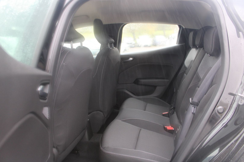 Photo 8 de l'offre de RENAULT CLIO VI EVOLUTION DIESEL BLUEDCI 100 CV BOITE 6V CAMÃRA USB GPS LINK BLUETOOTH FULL LEDS à 20900€ chez Bougel transactions