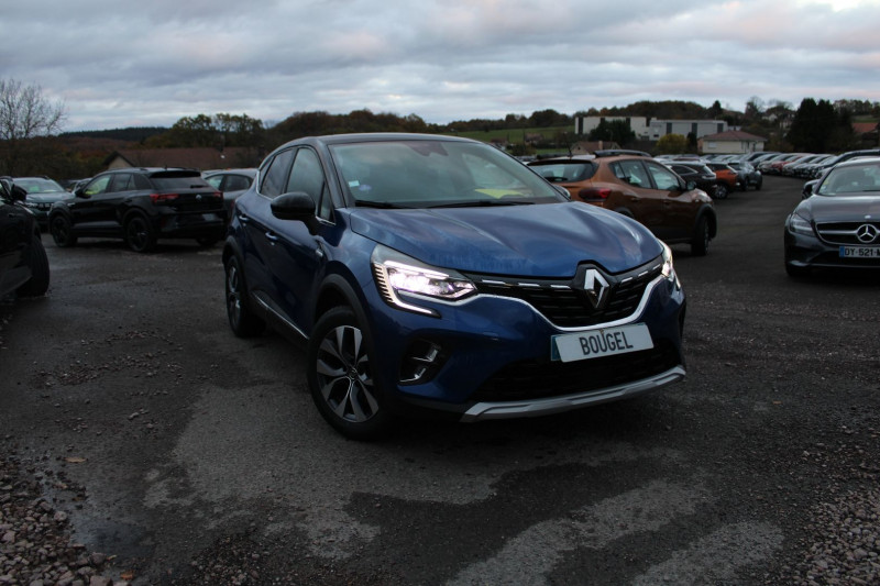Renault CAPTUR 4 TCE 100 INTENSE BOITE 6V BICOLOR CUIR CAMÃRA GPS USB JANTES 17 CLIM AUTO LEDS Essence BLEU IRON NOIR Occasion à vendre