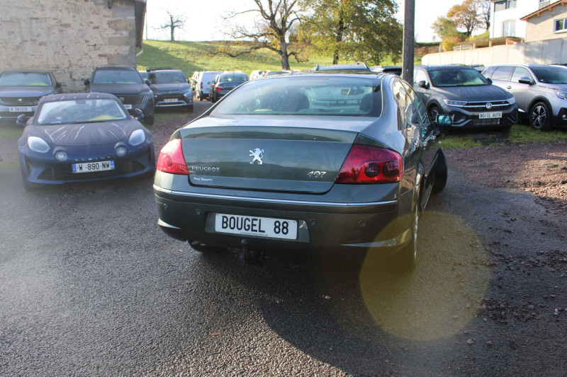 Photo 2 de l'offre de PEUGEOT 407 EXECUTIVE 2L HDI 140  CV CLIM REGULATEUR LIMITATEUR ...... à 8900€ chez Bougel transactions