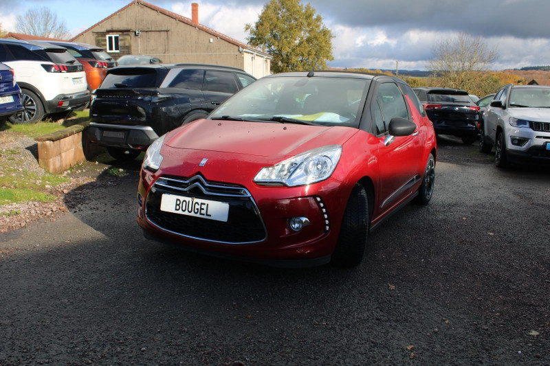Photo 4 de l'offre de CITROEN DS3 CABRIO AIRDREAM SO CHIC 1L6 E-HDI 92 CV JA 17 USB RADAR BLUETOOTH RÃGULATEUR BOITE AUTO à 9990€ chez Bougel transactions
