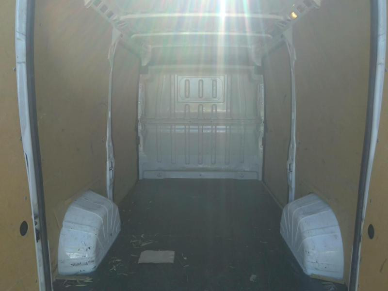 Photo 3 de l'offre de CITROEN Jumper Fg 33 L2H2 2.0 BlueHDi 130 Business à 22980€ chez Somodia - Citroën Pontivy