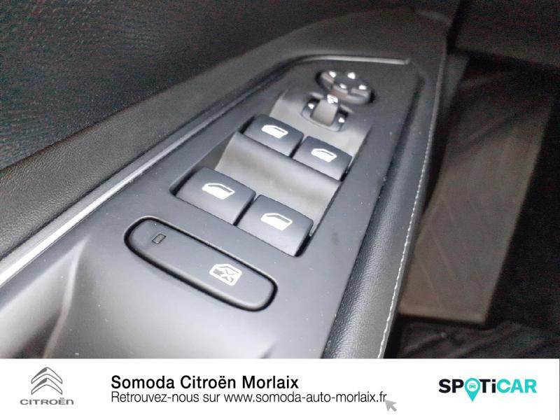 Photo 20 de l'offre de PEUGEOT 3008 1.2 PureTech 130ch S&S Allure à 22990€ chez Somoda - Citroën Morlaix