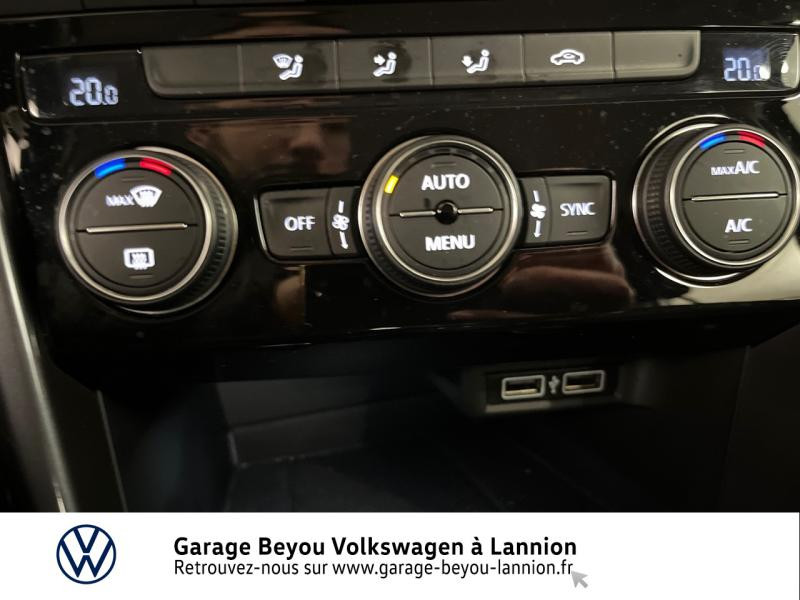 Photo 13 de l'offre de VOLKSWAGEN T-Roc 1.0 TSI 115ch IQ.Drive 113g Euro6d-T à 23490€ chez Garage Beyou - Volkswagen Lannion