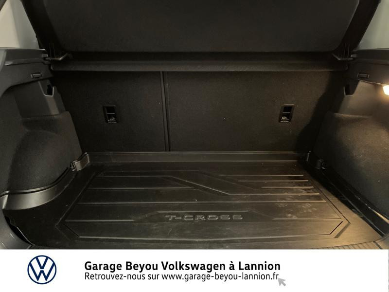 Photo 12 de l'offre de VOLKSWAGEN T-Cross 1.0 TSI 110ch Active à 21990€ chez Garage Beyou - Volkswagen Lannion