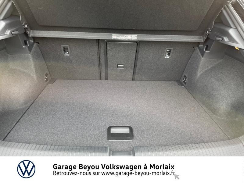 Photo 11 de l'offre de VOLKSWAGEN T-Roc 2.0 TDI 150ch R-Line DSG7 145g à 34990€ chez Garage Beyou - Volkswagen Morlaix