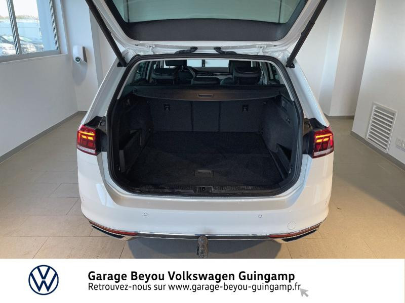 Photo 17 de l'offre de VOLKSWAGEN Passat SW 1.4 TSI 218ch Hybride Rechargeable GTE DSG6 8cv à 40990€ chez Garage Beyou - Volkswagen Guingamp