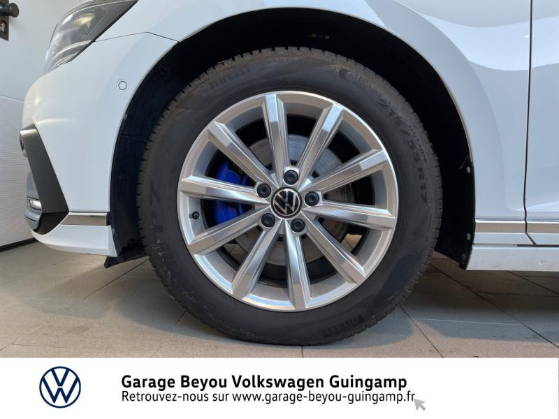 Photo 18 de l'offre de VOLKSWAGEN Passat SW 1.4 TSI 218ch Hybride Rechargeable GTE DSG6 8cv à 40990€ chez Garage Beyou - Volkswagen Guingamp