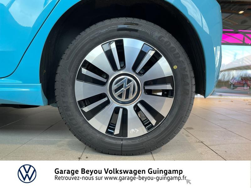 Photo 19 de l'offre de VOLKSWAGEN e-up! Electrique 82ch Euro6d-T à 12890€ chez Garage Beyou - Volkswagen Guingamp