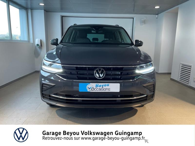 Photo 3 de l'offre de VOLKSWAGEN Tiguan 1.5 TSI 150ch Life DSG7 à 34490€ chez Garage Beyou - Volkswagen Guingamp