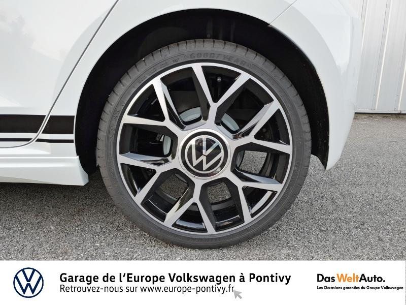 Photo 15 de l'offre de VOLKSWAGEN up! 1.0 115ch BlueMotion Technology GTI 5p à 17700€ chez Garage de L'Europe - Volkswagen Pontivy
