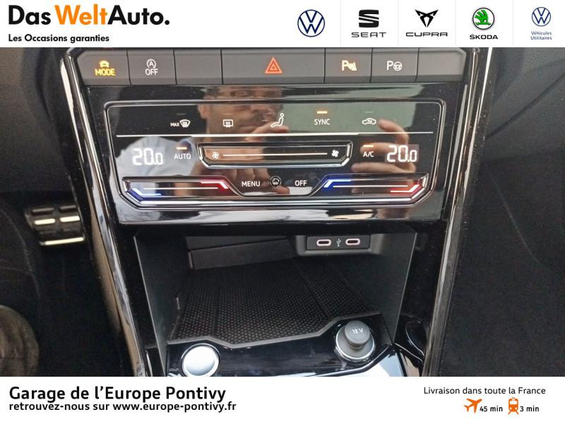 Photo 19 de l'offre de VOLKSWAGEN T-Roc 1.5 TSI EVO 150ch R-Line DSG7 à 38990€ chez Garage de L'Europe - Volkswagen Pontivy