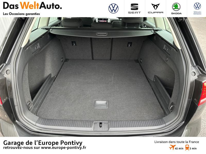 Photo 12 de l'offre de VOLKSWAGEN Passat SW 1.6 TDI 120ch Business DSG7 à 20890€ chez Garage de L'Europe - Volkswagen Pontivy