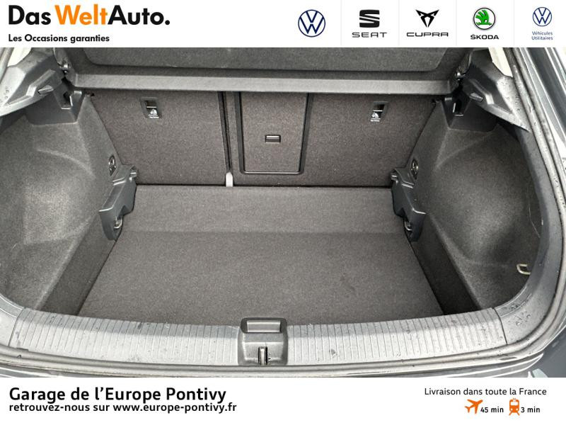 Photo 12 de l'offre de VOLKSWAGEN T-Roc 1.6 TDI 115ch Lounge Business Euro6d-T à 21890€ chez Garage de L'Europe - Volkswagen Pontivy