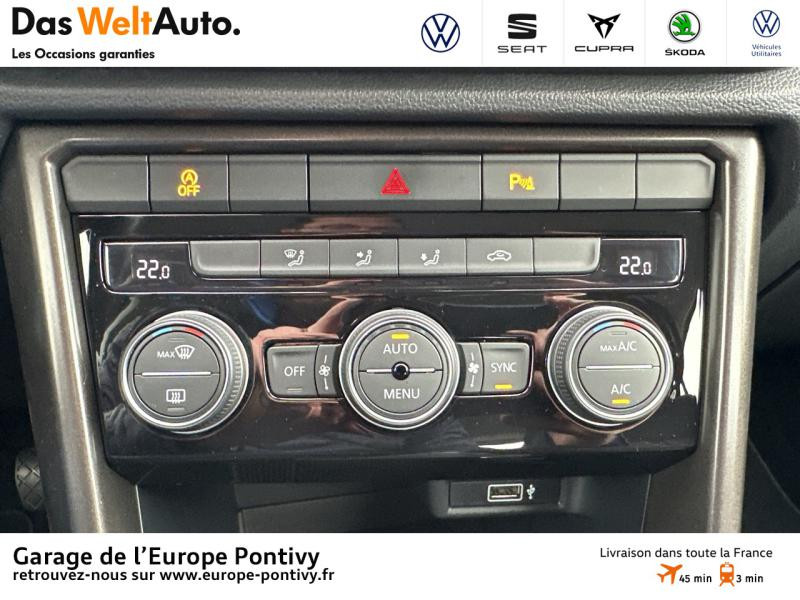 Photo 20 de l'offre de VOLKSWAGEN T-Roc 1.6 TDI 115ch Lounge Business Euro6d-T à 21890€ chez Garage de L'Europe - Volkswagen Pontivy