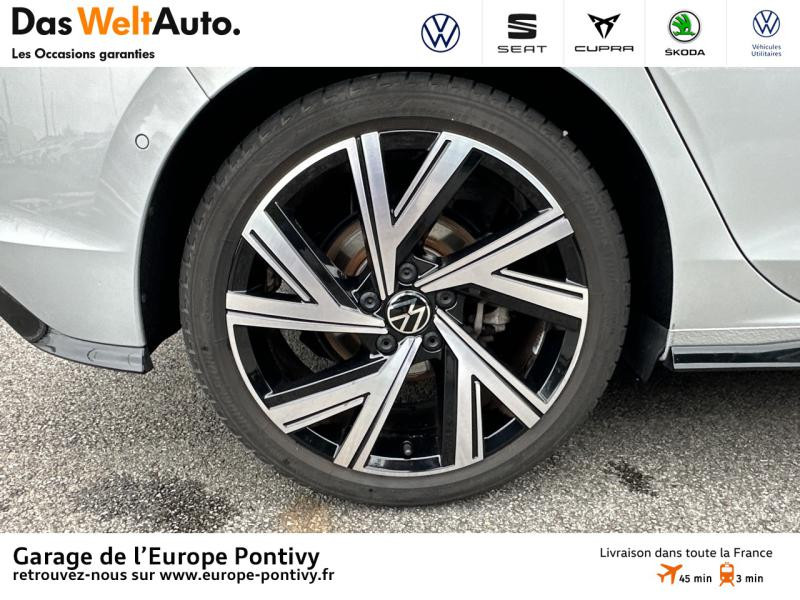 Photo 14 de l'offre de VOLKSWAGEN Golf 1.5 eTSI OPF 150ch R-Line DSG7 à 33990€ chez Garage de L'Europe - Volkswagen Pontivy