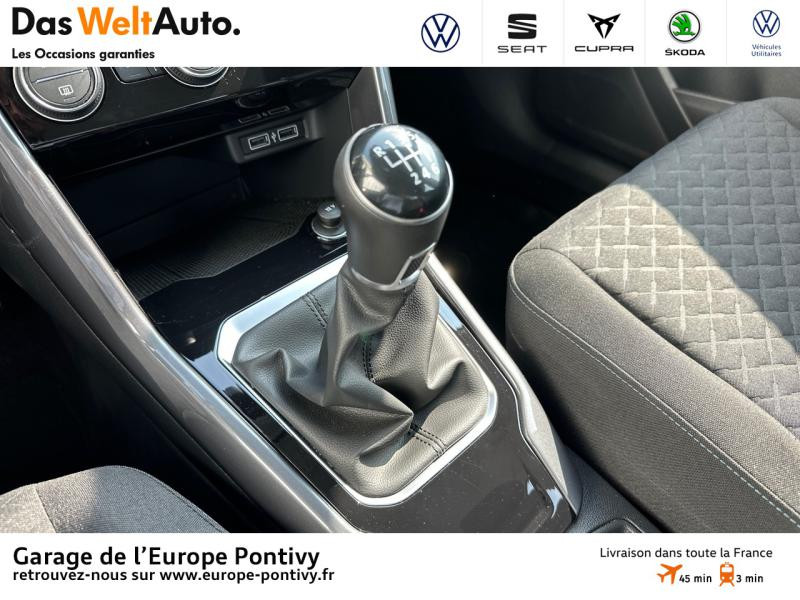 Photo 10 de l'offre de VOLKSWAGEN T-Roc 1.0 TSI 115ch IQ.Drive Euro6d-T à 22990€ chez Garage de L'Europe - Volkswagen Pontivy