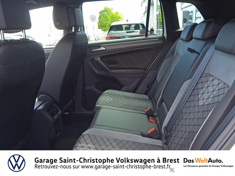 Photo 11 de l'offre de VOLKSWAGEN Tiguan 2.0 TDI 150ch R-Line DSG7 à 42990€ chez Garage Saint Christophe - Volkswagen Brest