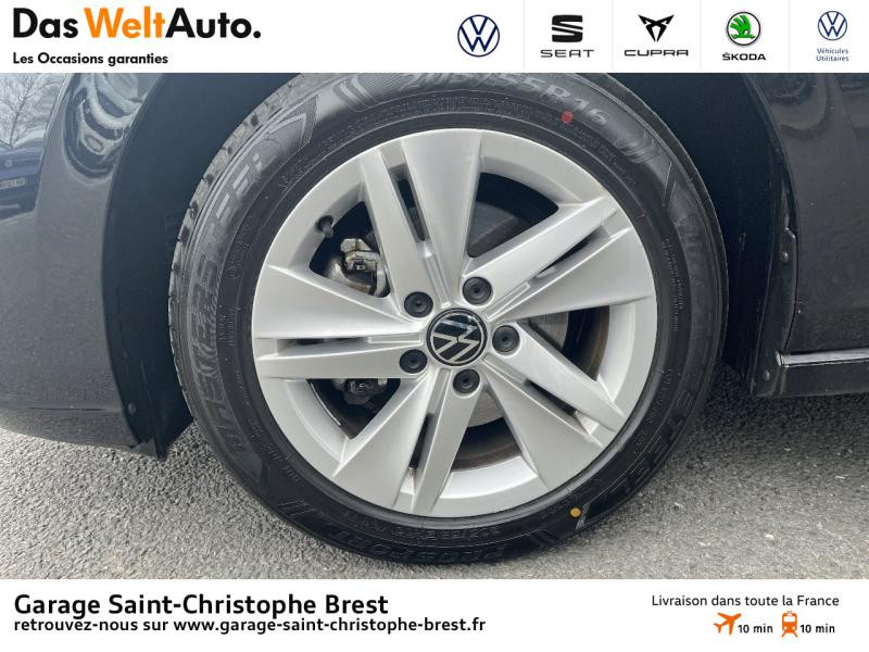 Photo 15 de l'offre de VOLKSWAGEN Golf 2.0 TDI 115ch Life Business DSG7 à 22990€ chez Garage Saint Christophe - Volkswagen Brest