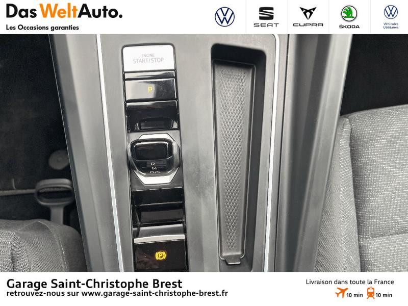 Photo 10 de l'offre de VOLKSWAGEN Golf 2.0 TDI 115ch Life Business DSG7 à 22990€ chez Garage Saint Christophe - Volkswagen Brest