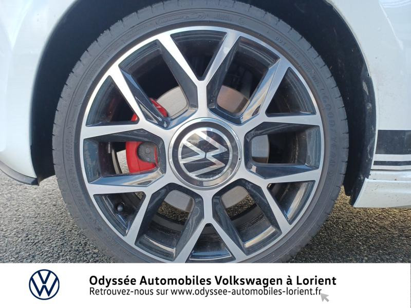 Photo 13 de l'offre de VOLKSWAGEN up! 1.0 115ch BlueMotion Technology GTI 5p à 17700€ chez Odyssée Automobiles - Volkswagen Lorient