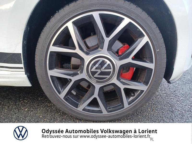 Photo 16 de l'offre de VOLKSWAGEN up! 1.0 115ch BlueMotion Technology GTI 5p à 17700€ chez Odyssée Automobiles - Volkswagen Lorient