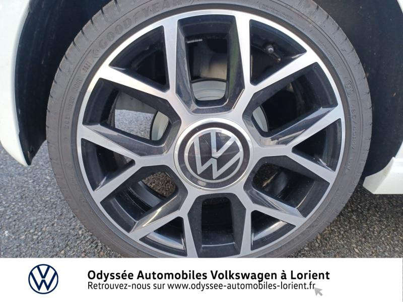 Photo 15 de l'offre de VOLKSWAGEN up! 1.0 115ch BlueMotion Technology GTI 5p à 17700€ chez Odyssée Automobiles - Volkswagen Lorient