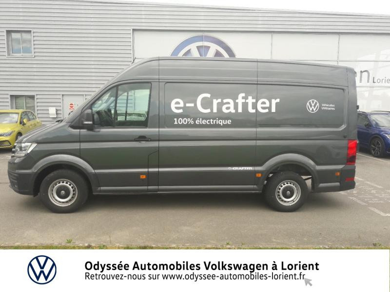 Photo 2 de l'offre de VOLKSWAGEN Crafter Fg 35 L3H3 E 136ch Traction BVA à 43990€ chez Odyssée Automobiles - Volkswagen Lorient