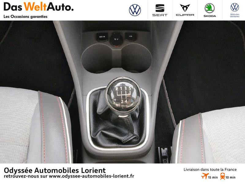 Photo 10 de l'offre de VOLKSWAGEN Polo 1.2 TSI 90ch BlueMotion Technology Beats Audio 5p à 13490€ chez Odyssée Automobiles - Volkswagen Lorient