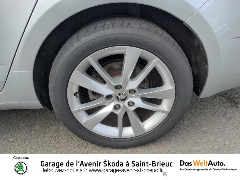 Photo 18 de l'offre de SKODA Octavia Break 2.0 TDI 150ch SCR FAP Clever 4x4 DSG7 à 17990€ chez Sélection Auto - Volkswagen Saint Brieuc