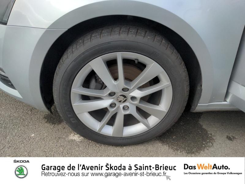 Photo 19 de l'offre de SKODA Octavia Break 2.0 TDI 150ch SCR FAP Clever 4x4 DSG7 à 17990€ chez Sélection Auto - Volkswagen Saint Brieuc