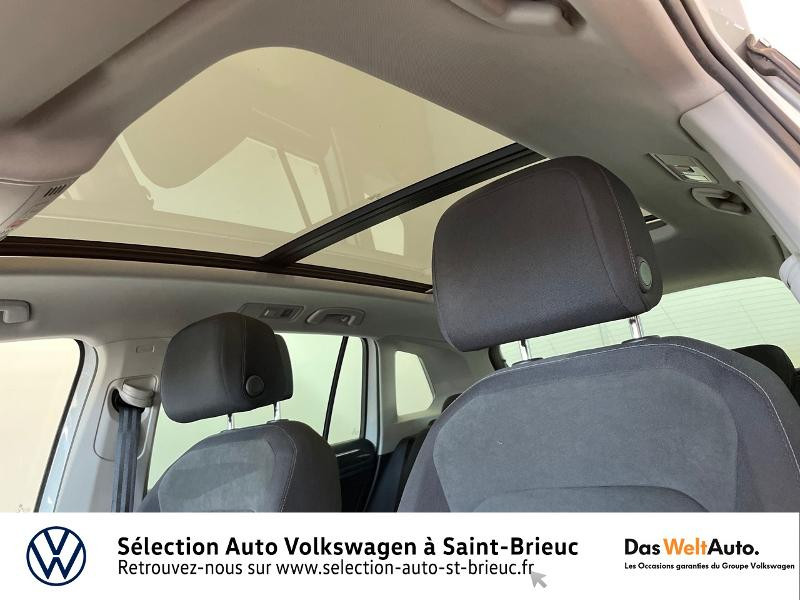 Photo 15 de l'offre de VOLKSWAGEN Tiguan 2.0 TDI 150ch Carat à 24490€ chez Sélection Auto - Volkswagen Saint Brieuc