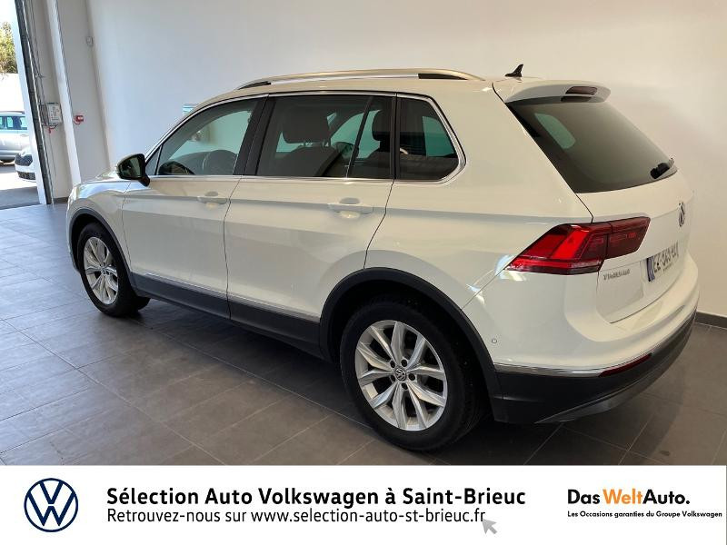 Photo 3 de l'offre de VOLKSWAGEN Tiguan 2.0 TDI 150ch Carat à 24490€ chez Sélection Auto - Volkswagen Saint Brieuc