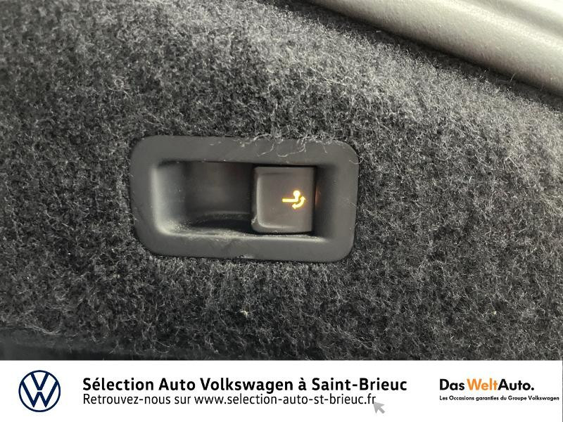 Photo 17 de l'offre de VOLKSWAGEN Arteon 2.0 TSI 190ch BlueMotion Technology Elegance Exclusive DSG7 à 26990€ chez Sélection Auto - Volkswagen Saint Brieuc