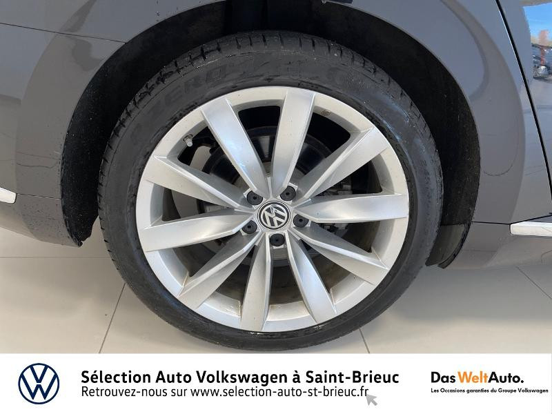 Photo 13 de l'offre de VOLKSWAGEN Arteon 2.0 TSI 190ch BlueMotion Technology Elegance Exclusive DSG7 à 26990€ chez Sélection Auto - Volkswagen Saint Brieuc