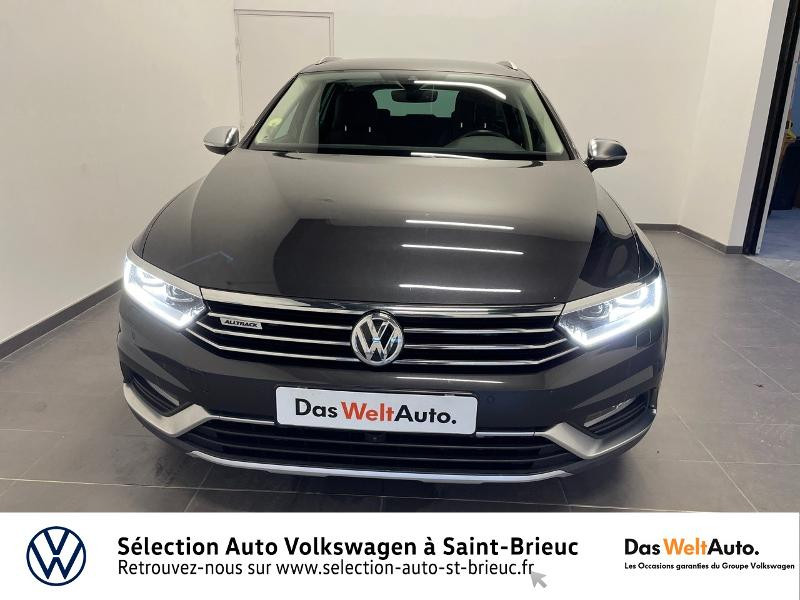 Photo 4 de l'offre de VOLKSWAGEN Passat Alltrack 2.0 BiTDI 240ch BlueMotion Technoloqy 4Motion DSG7 à 31990€ chez Sélection Auto - Volkswagen Saint Brieuc