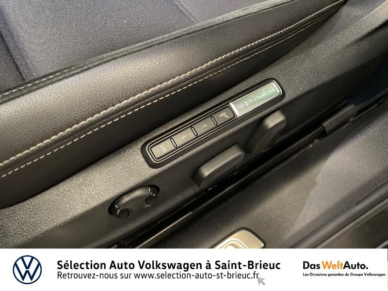Photo 13 de l'offre de VOLKSWAGEN Passat Alltrack 2.0 BiTDI 240ch BlueMotion Technoloqy 4Motion DSG7 à 31990€ chez Sélection Auto - Volkswagen Saint Brieuc